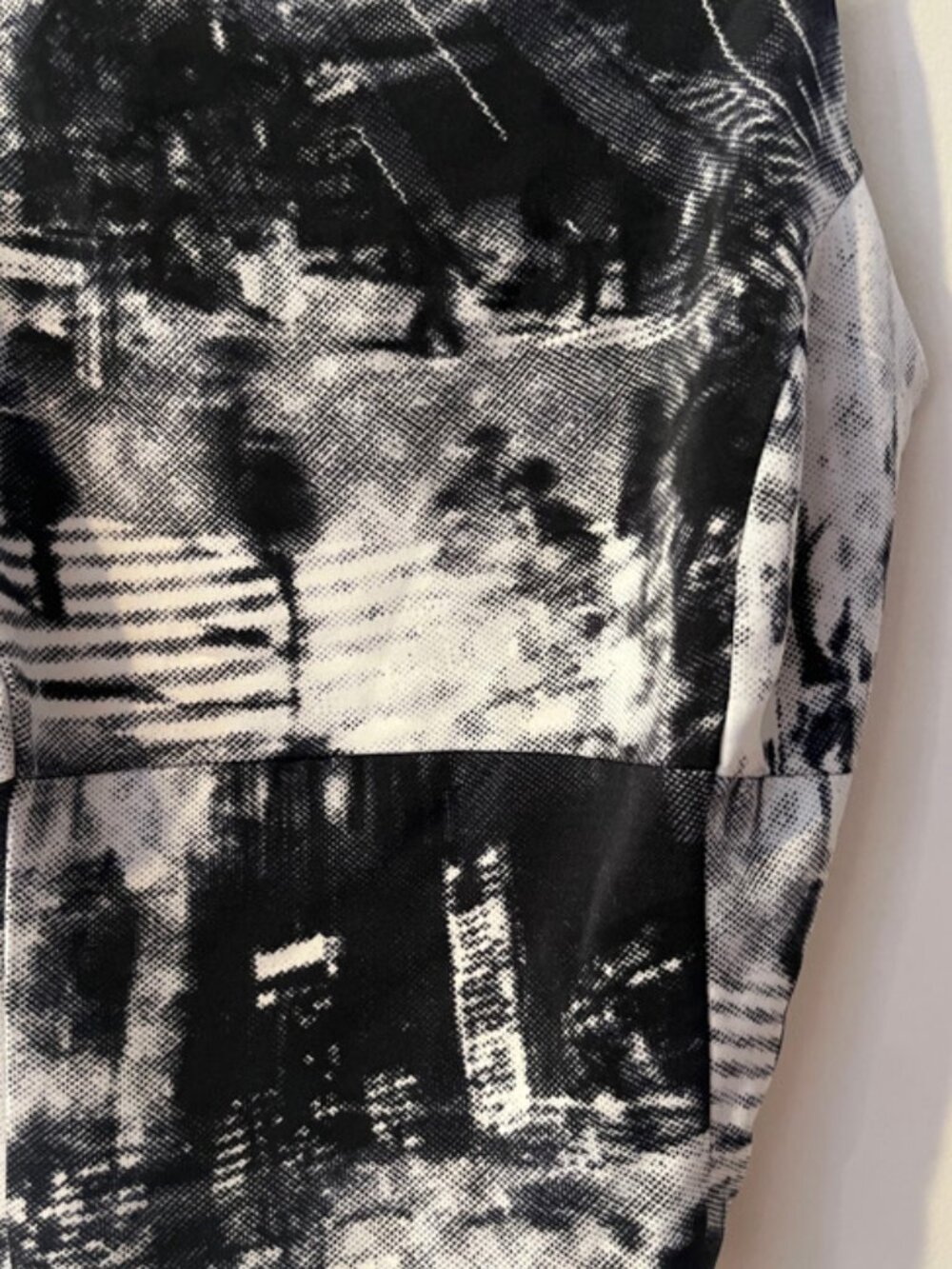 Drawstring Tank Top - Picture 2 of 6